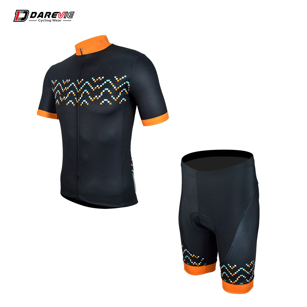 black cycling kit