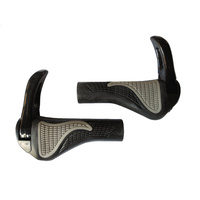 Grips Bicycle MTB Locking Cycling Ergo inc Alloy Bar Ends Black/Grey Saint 10045